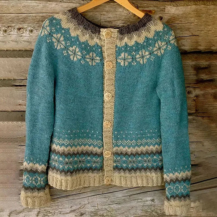 Cassandra - Luxurious Cardigan