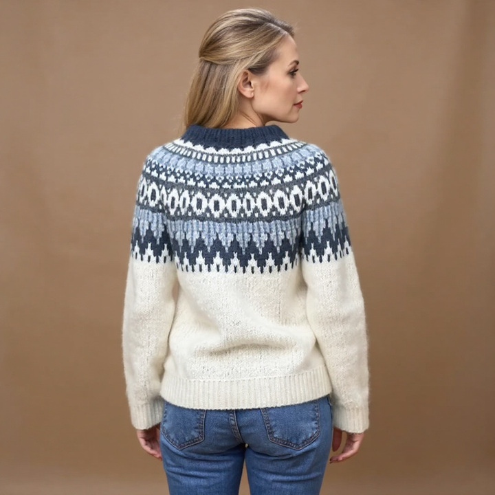 Janet - Luxurious Sweater