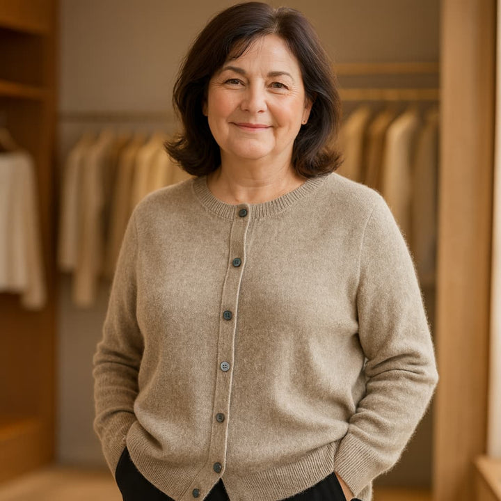 BEATRIZ | CLASSIC BUTTON-UP CARDIGAN