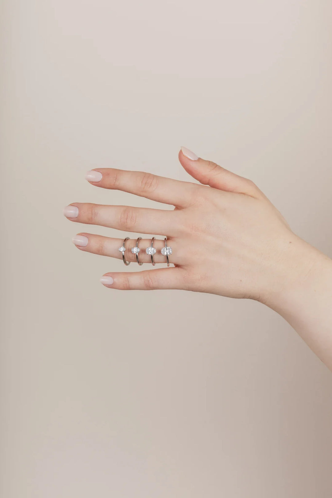 The Oval Solitaire
